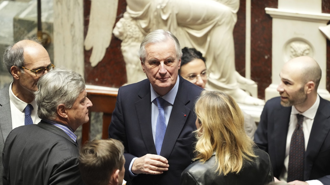 French lawmakers oust the prime minister after just 91 days, toppling the government